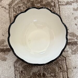 Elegant Black and White Scalloped Bowl